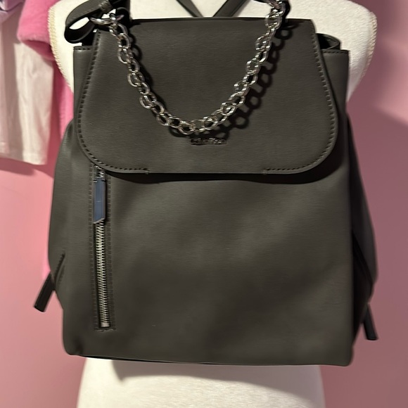 Great Calvin back pack. Never used
